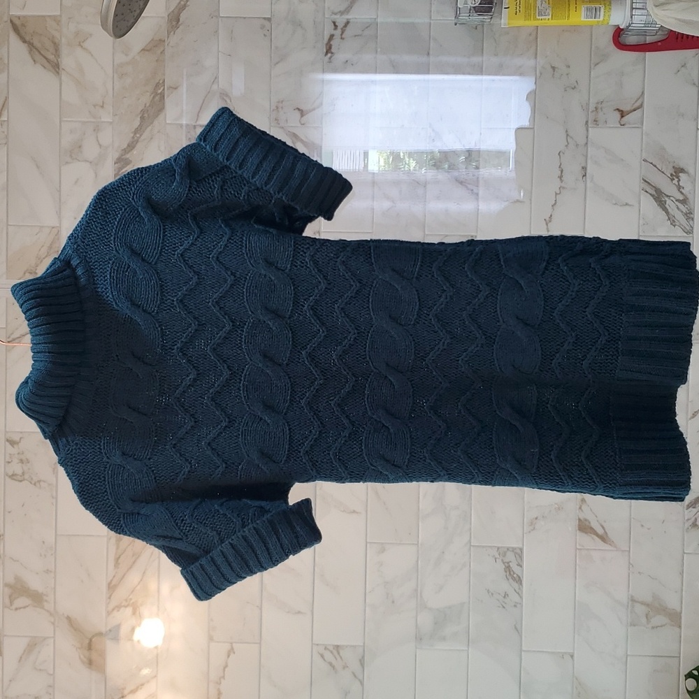 Dark Turquoise Short-sleeved Turtleneck Sweater